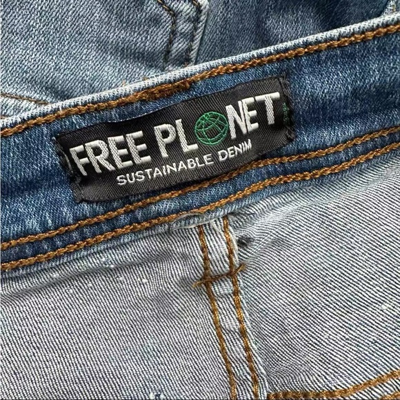 🌎 Free Planet Jeans Mens Size 30x32* Distressed Straight Leg Sustainable Denim - Picture 5 of 7